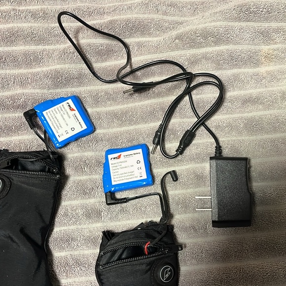 Small heated glove liners - Fired Up X apparel - Picture 4 of 9